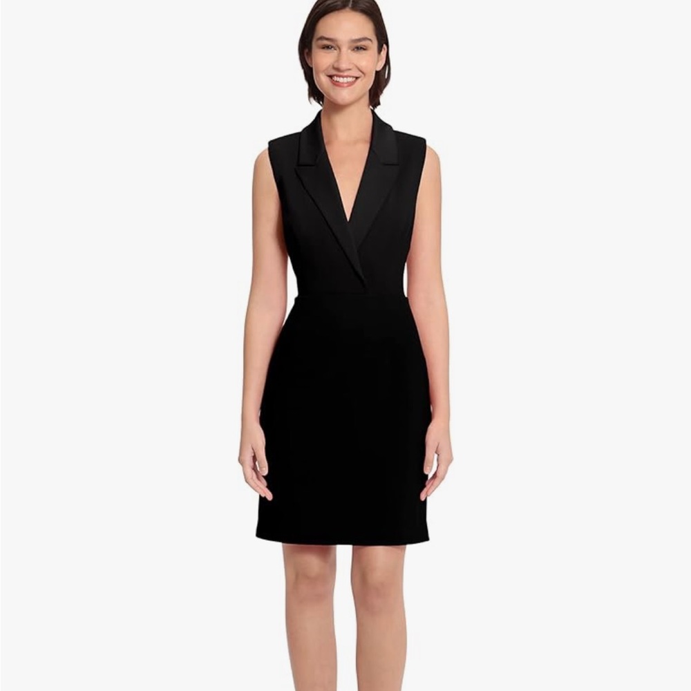 Elegant Black Sleeveless Dress